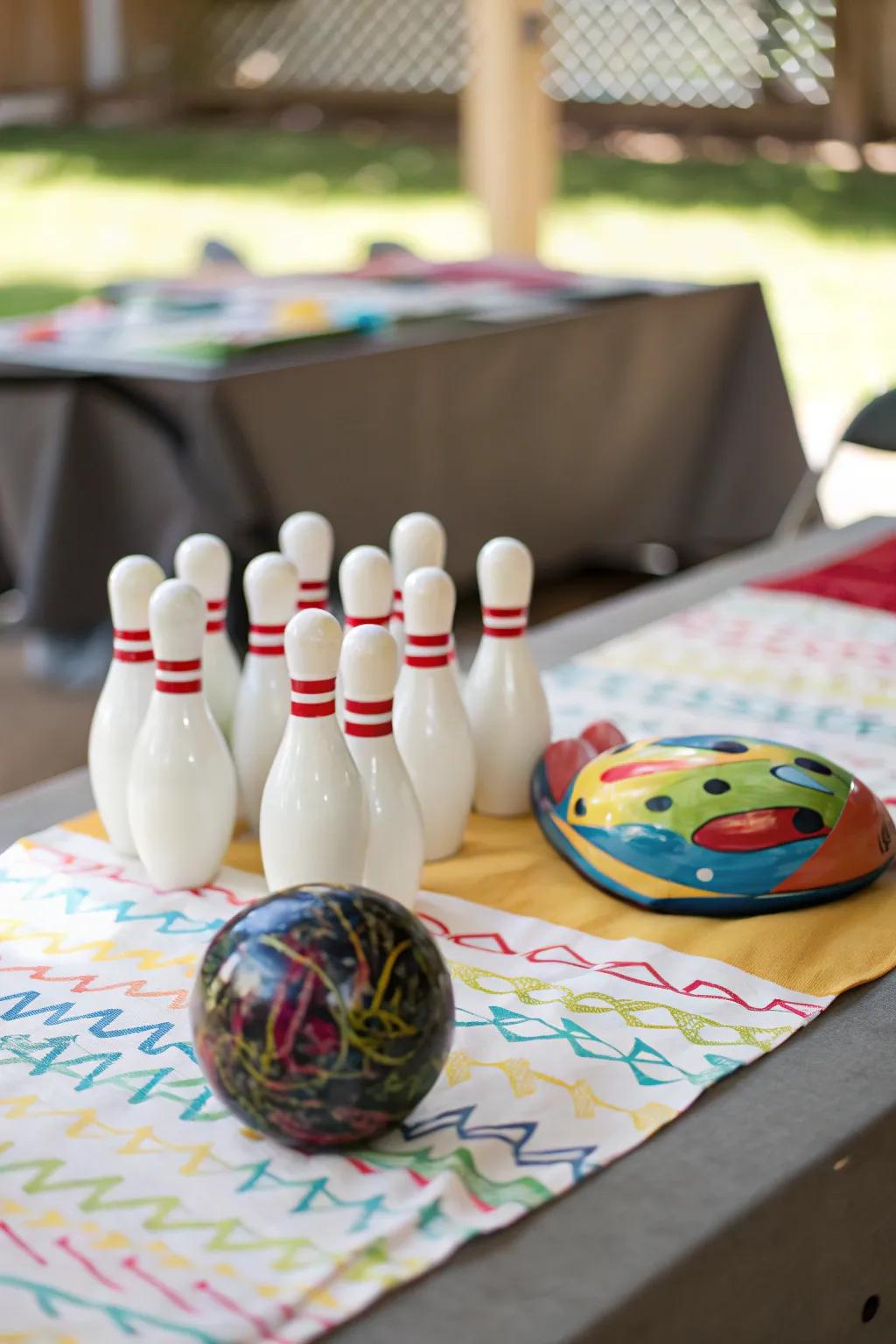 A classic pairing of bowling pins and a sphere for an enchanting centerpiece.