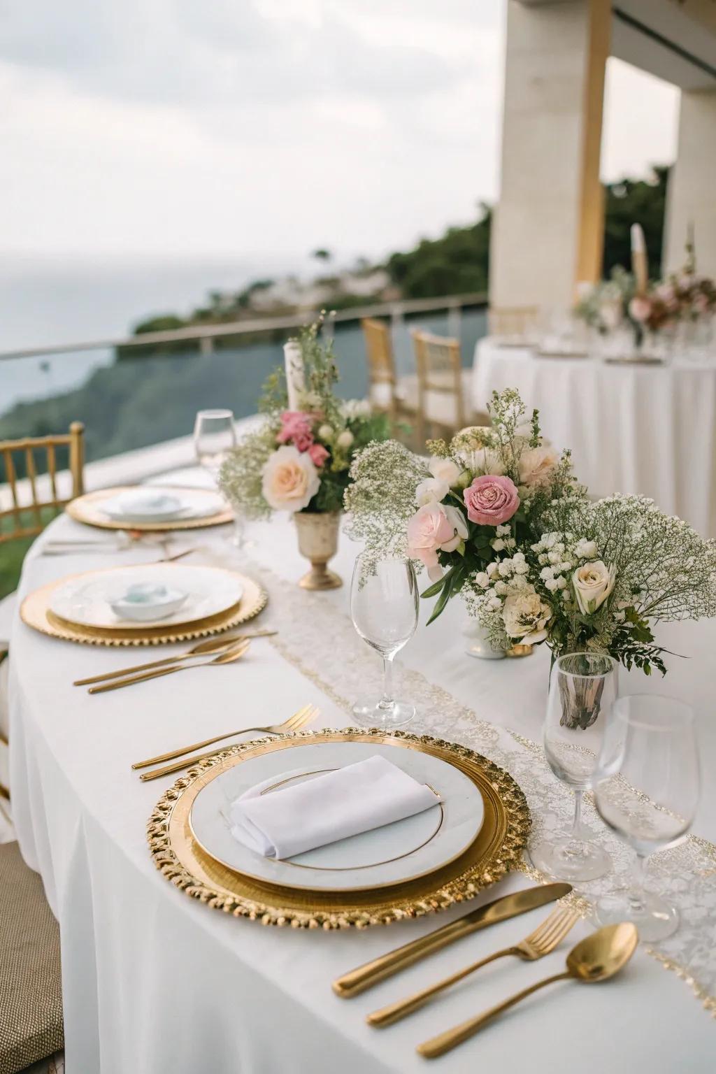 Gold accents introduce a hint of glamour to this stylish tablescape.