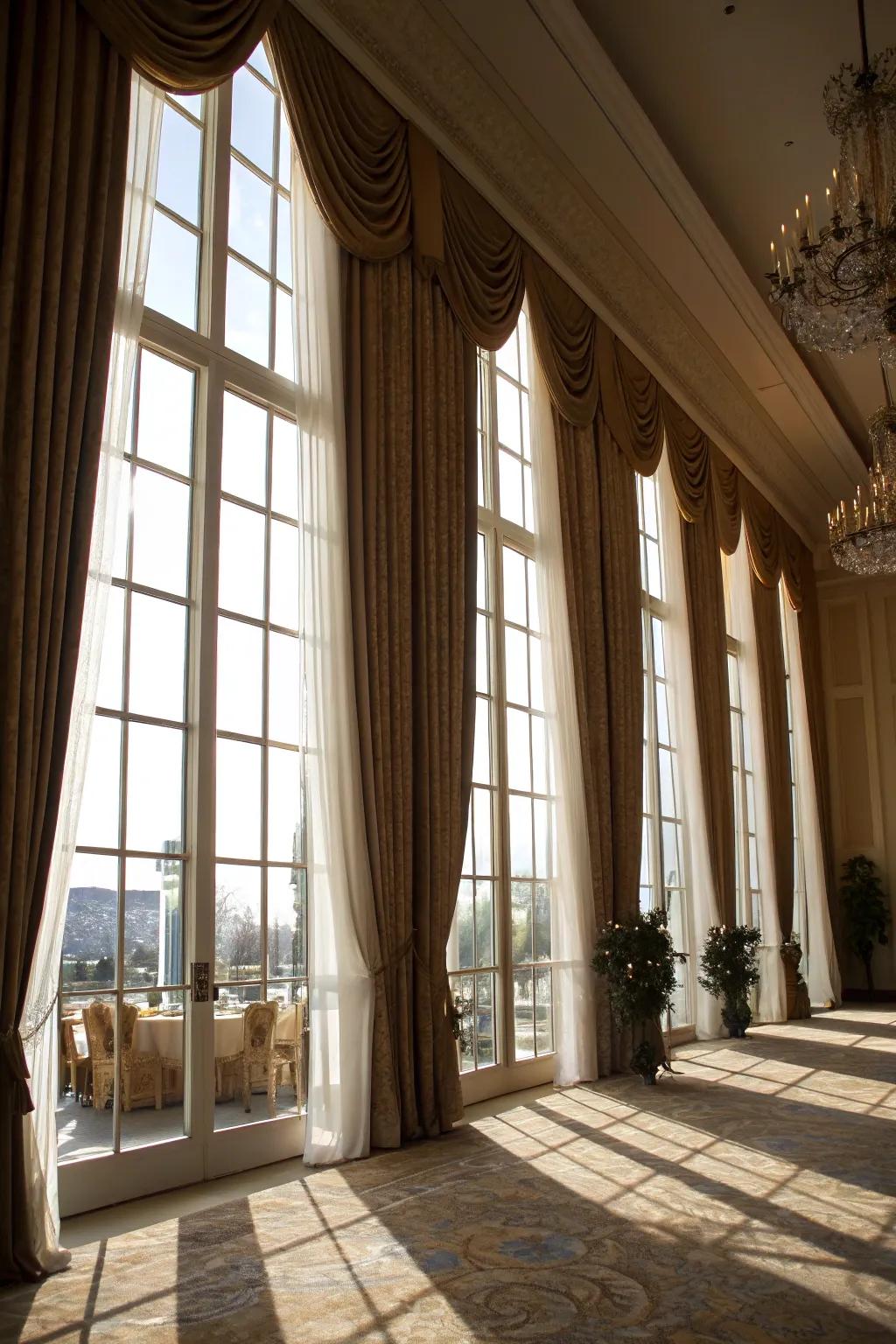 Refined window coverings that accentuate the grandeur of expansive windows.