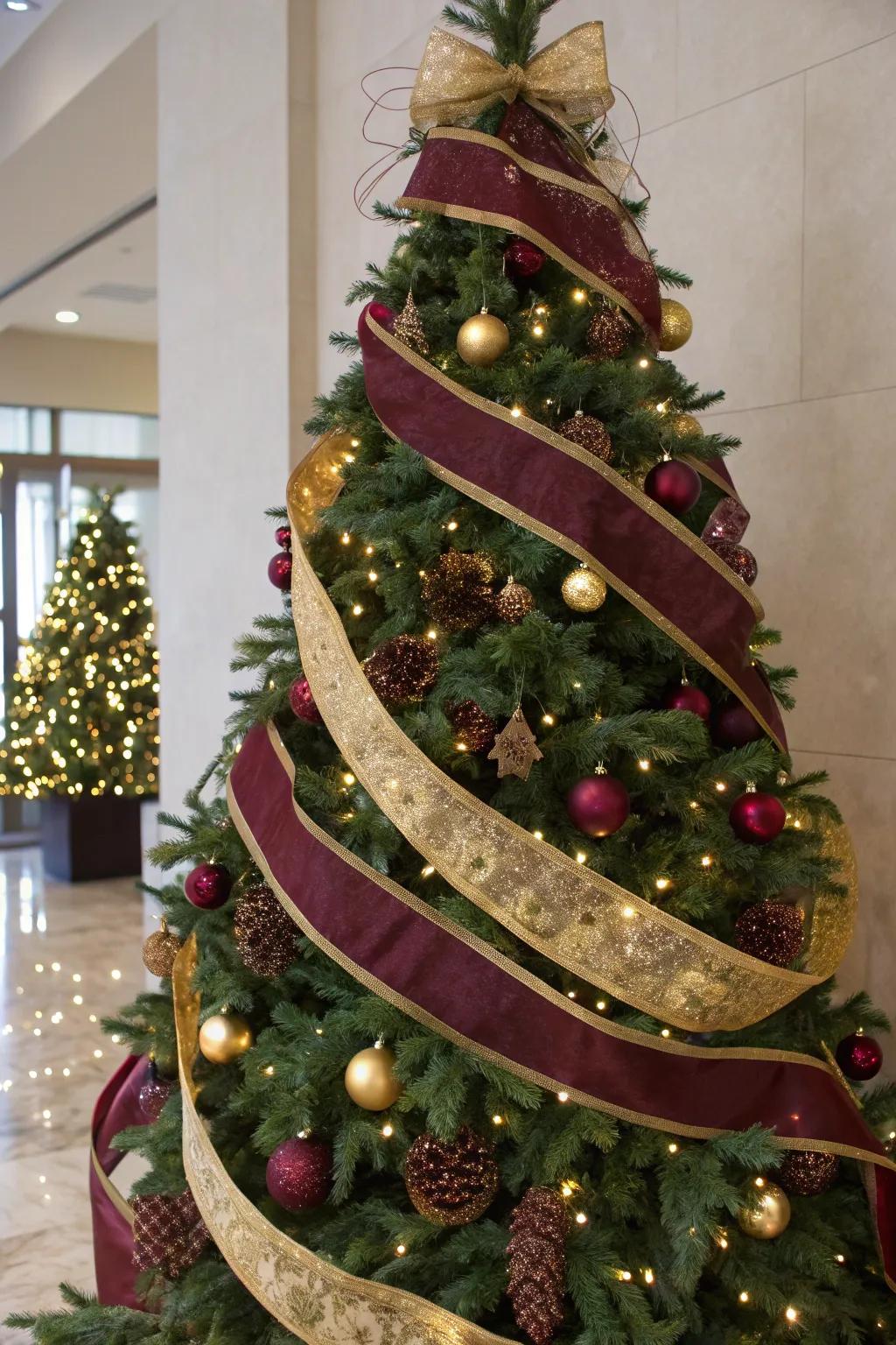 A beautiful swag contributes texture and dimension to the tree.