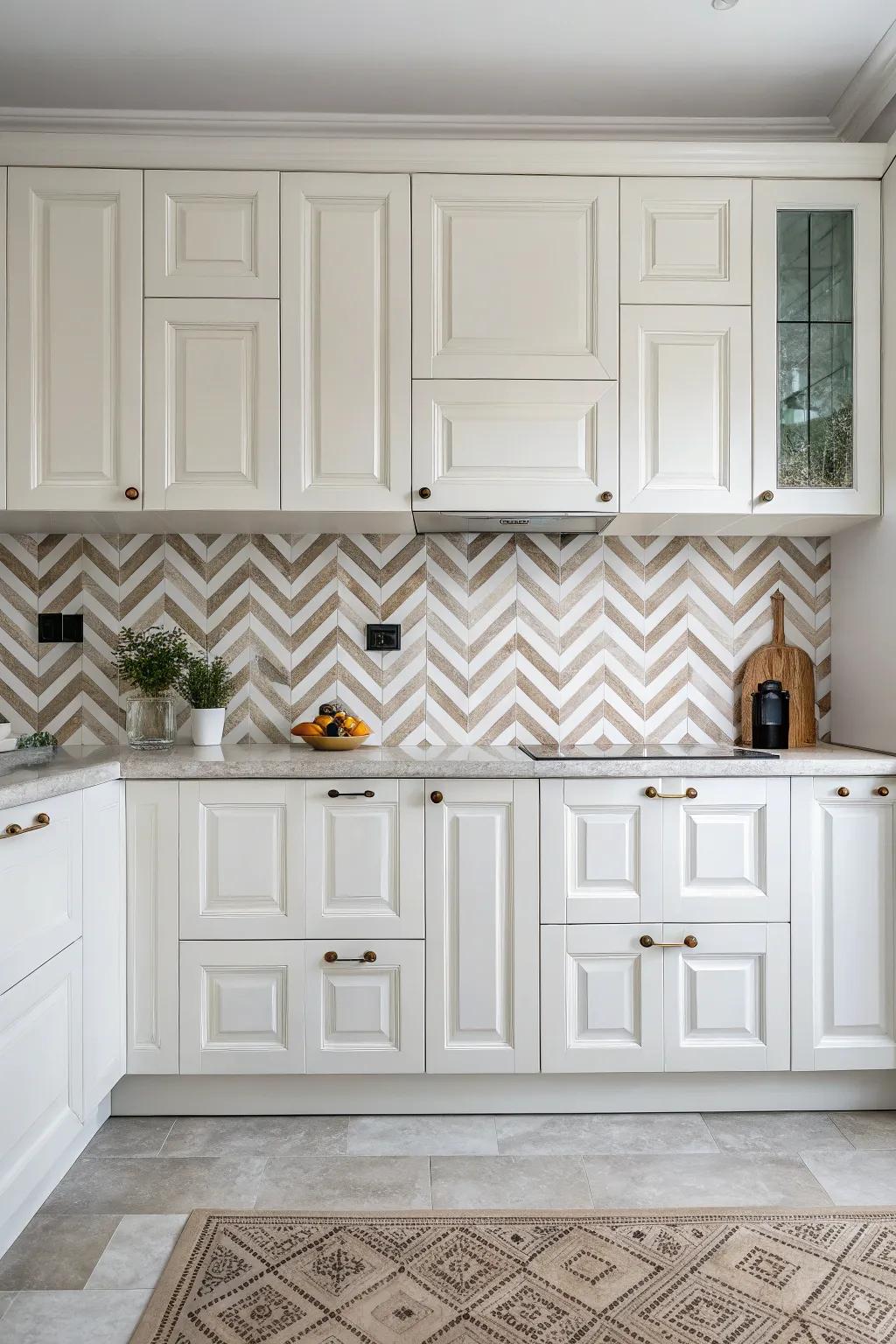 Zigzag patterns add dynamic energy to this white kitchen.