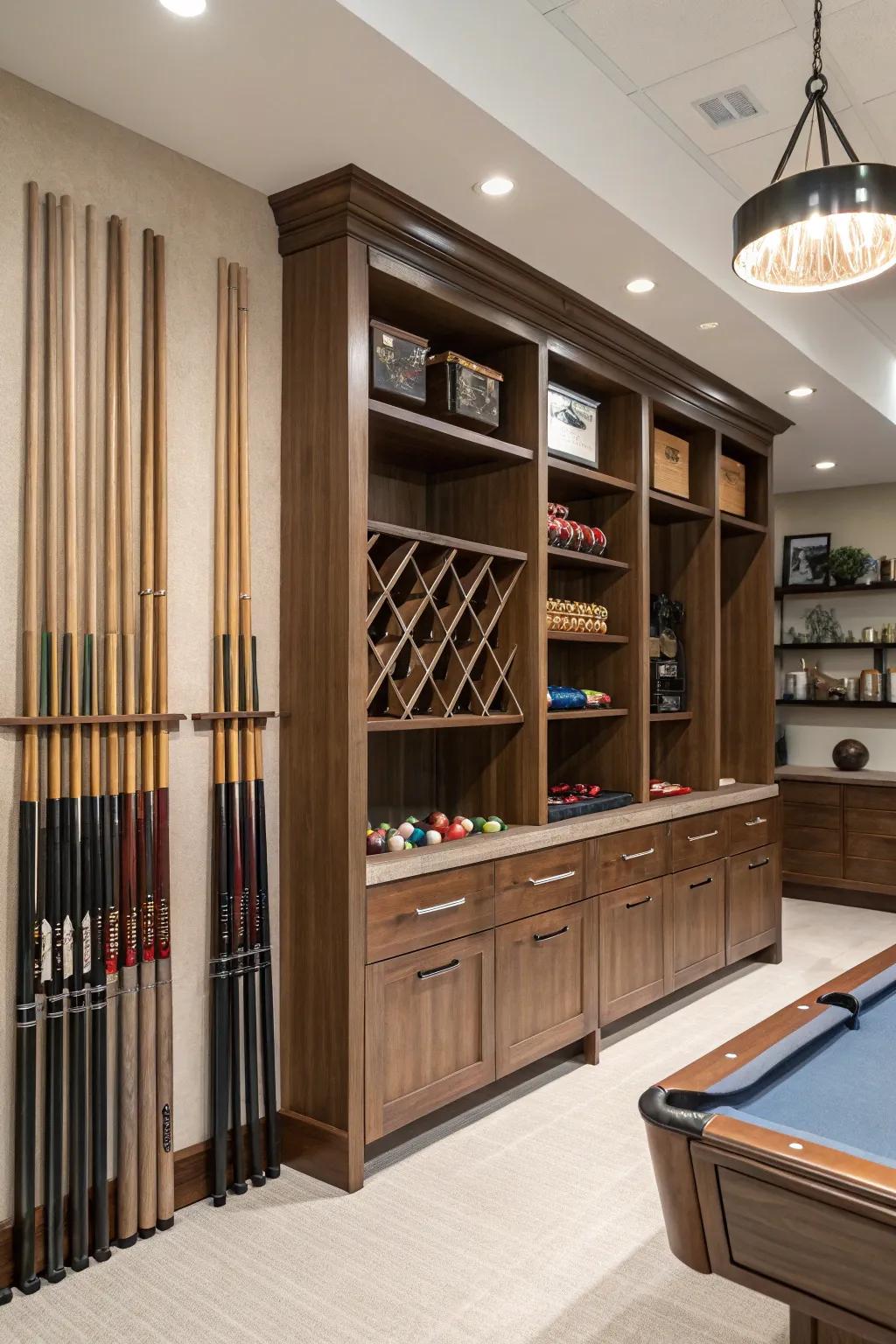 Intelligent storing keeps your billiard hall neat and practical.