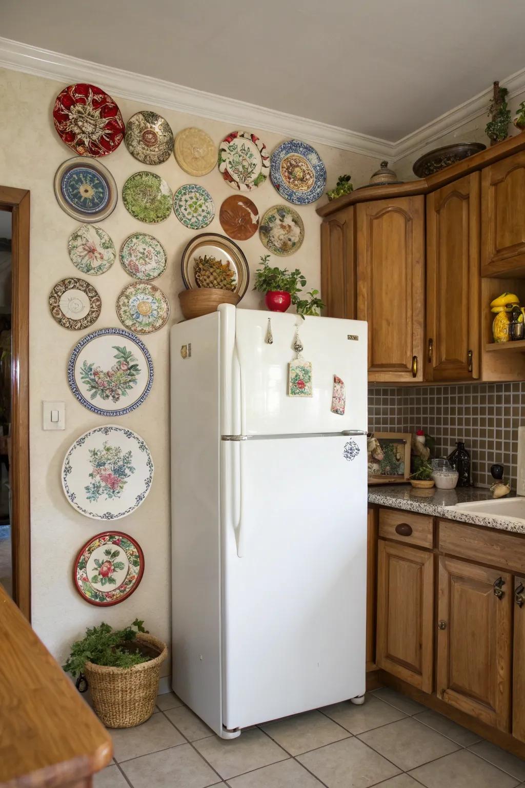 Diverse plates contribute hue and artistry to your fridge top.