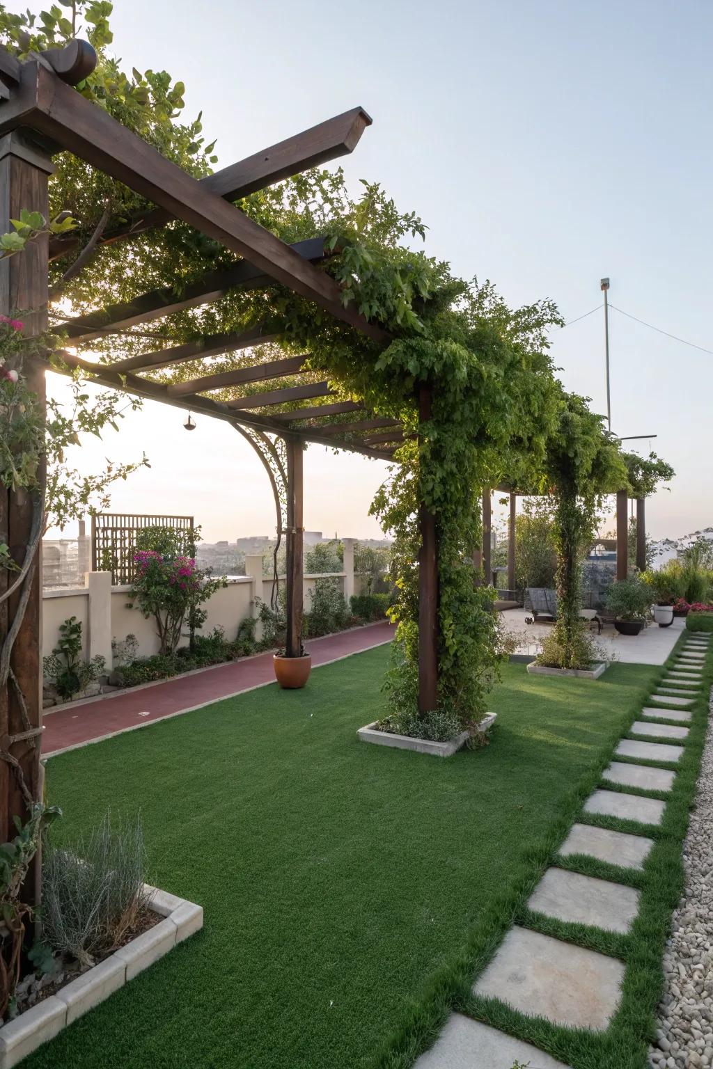 A shady pergola adding comfort above the turf.