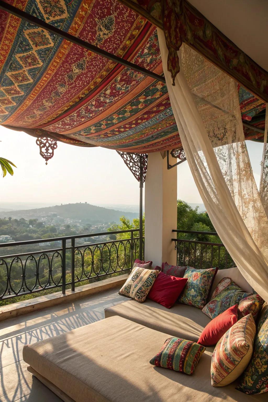 Weave canopies add a bohemian and intimate touch.