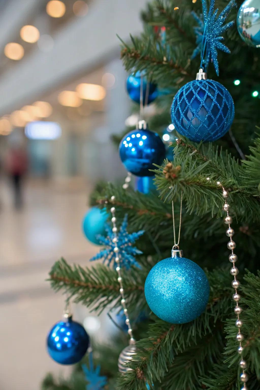 Refined azure Christmas spheres