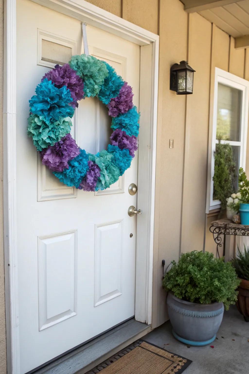 Tinted java filters fashion a kaleidoscopic and textured wreath.