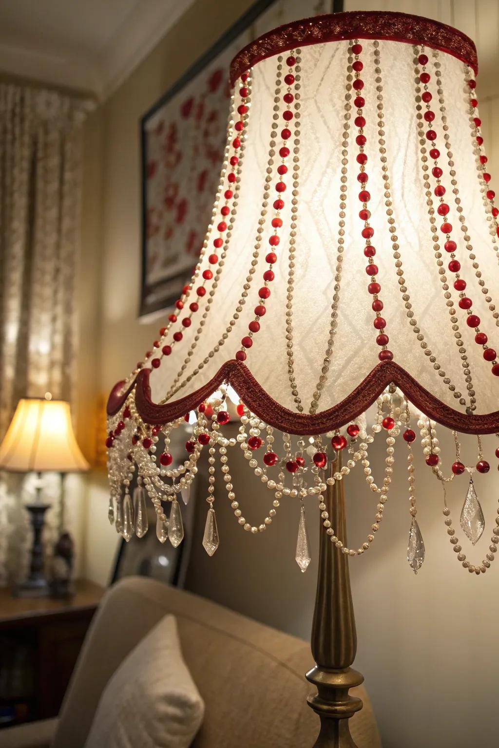With pearl lampshades, create a cozy atmosphere.