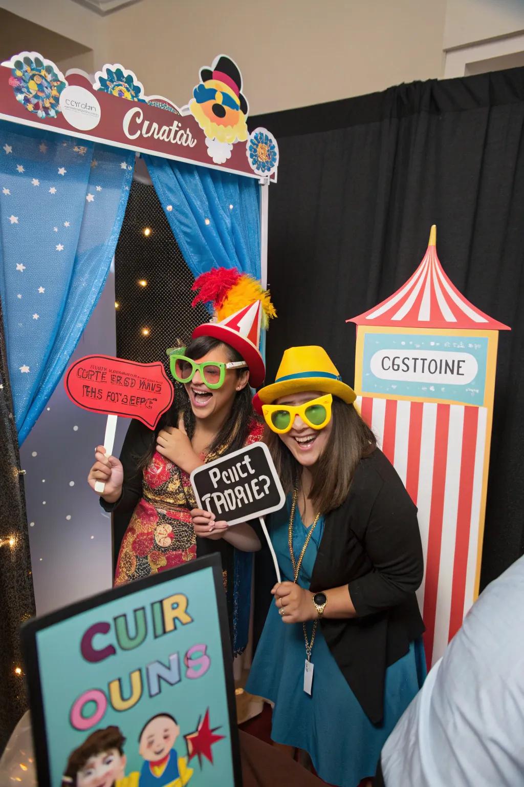 Interactive Snapshot Corner: Capturing Fun Moments