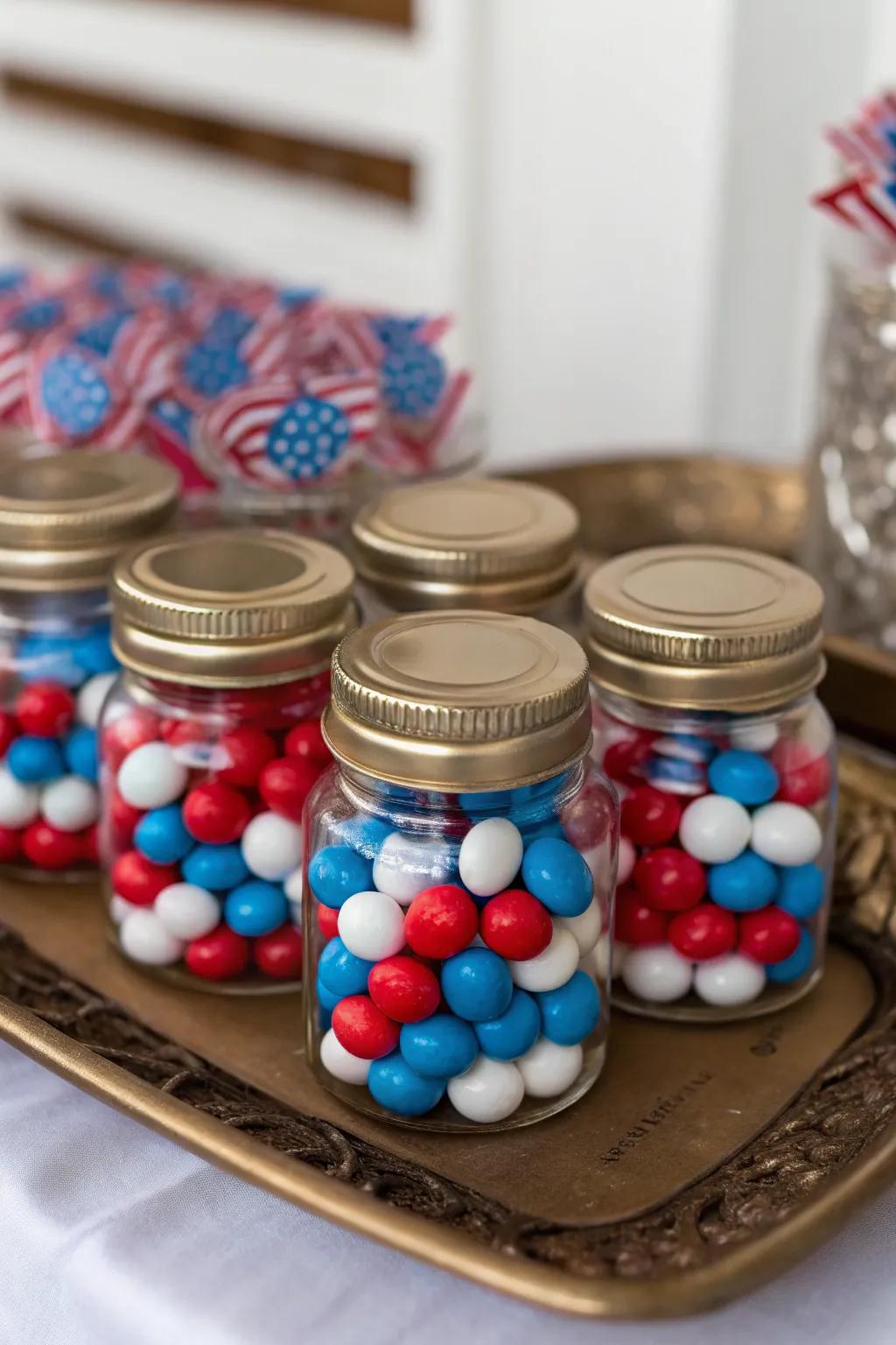 Miniature sweets jars as sweet takeaways