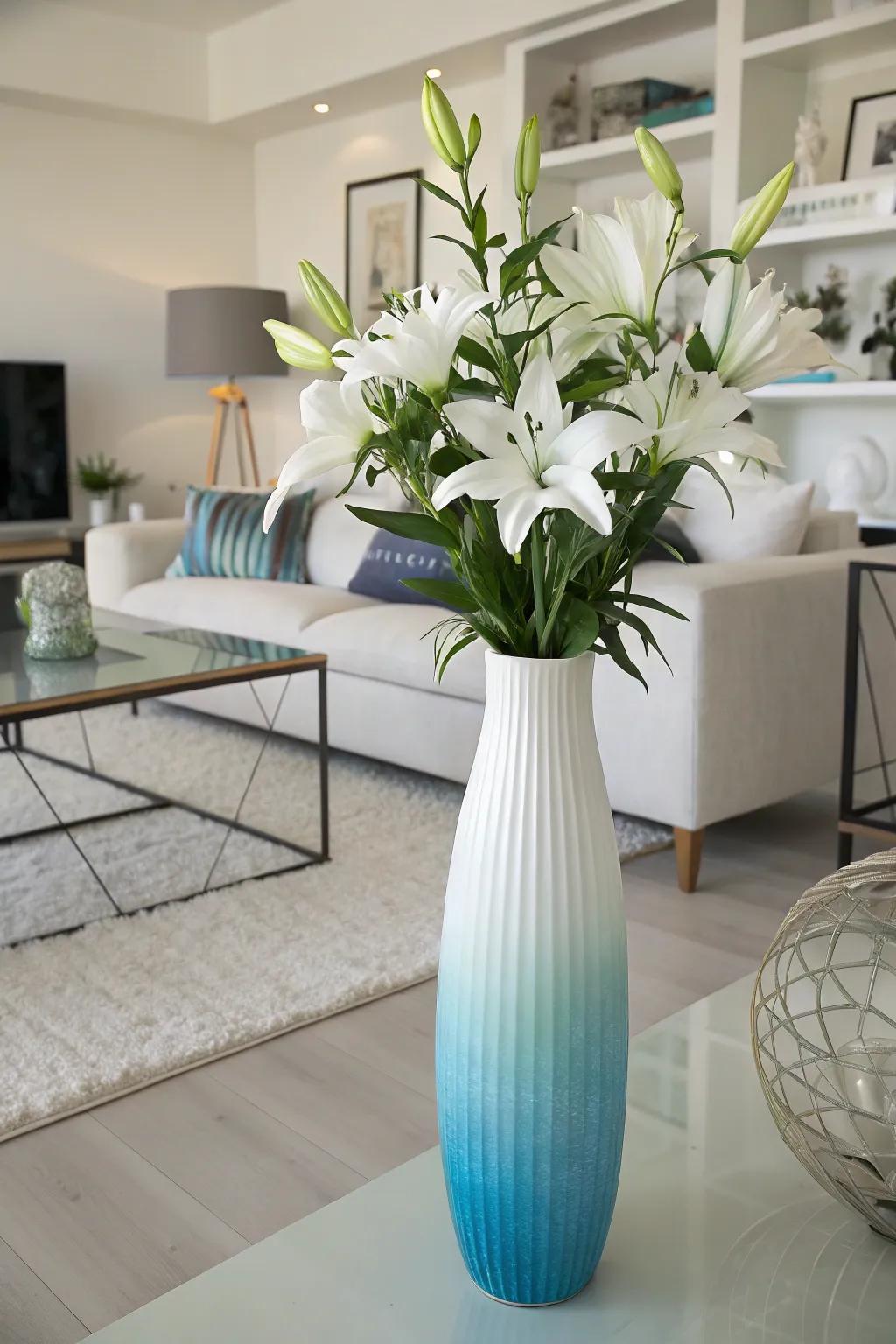Gradient results featured on a vase forge a mesmerizing visual display as palettes transition fluidly.