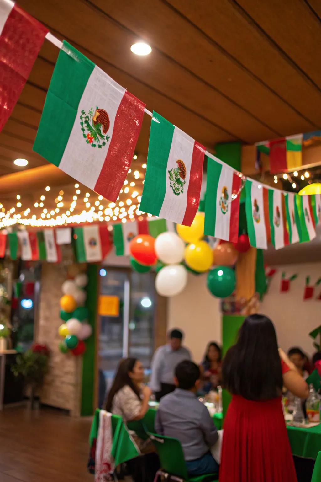A handcrafted Mexican standard garland adds cultural flair to the aesthetic.