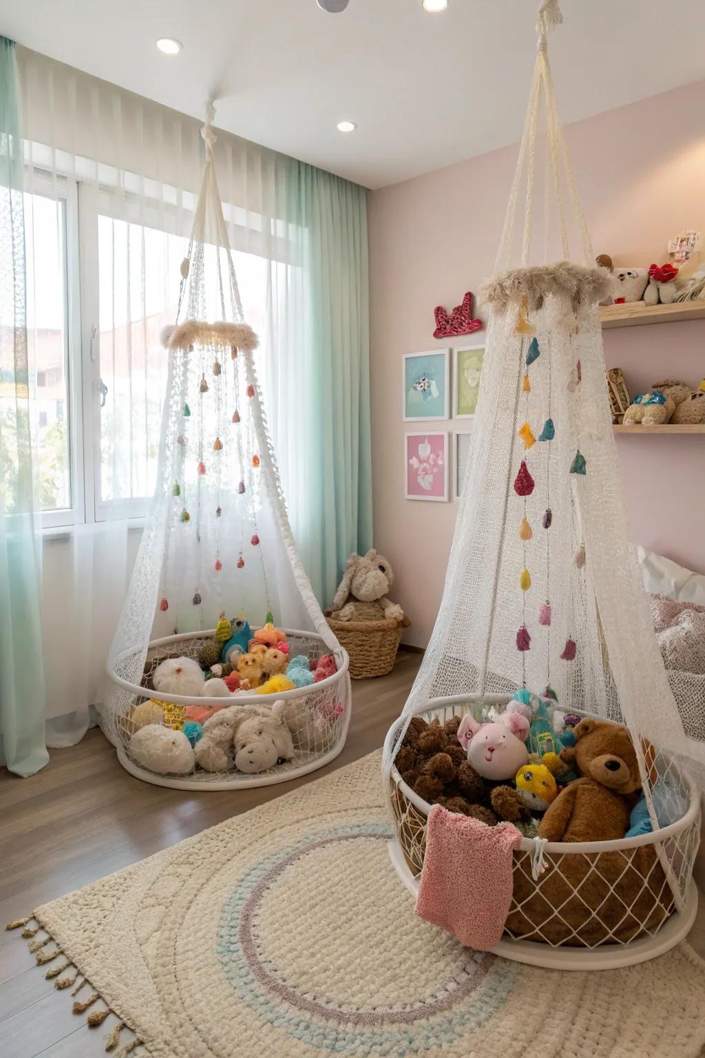 Ceiling nets furnish a whimsical storage answer for stuffed animals.