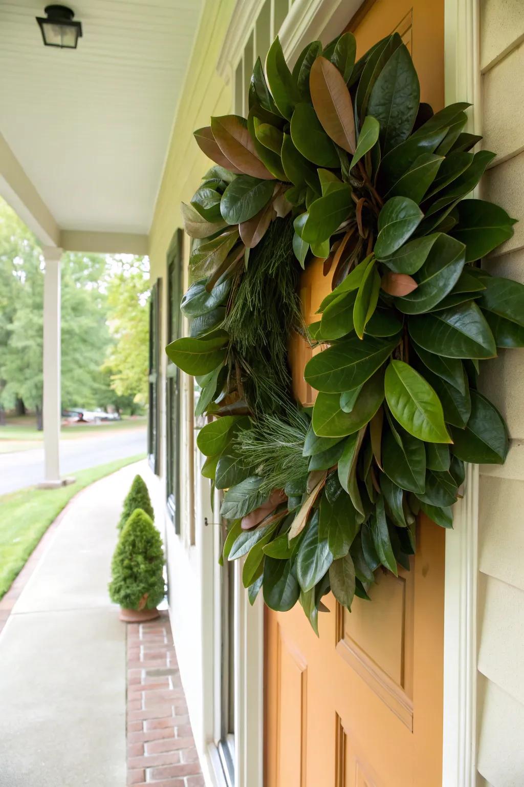 A lily pad foliage wreath contributes sophistication and timeless beauty.
