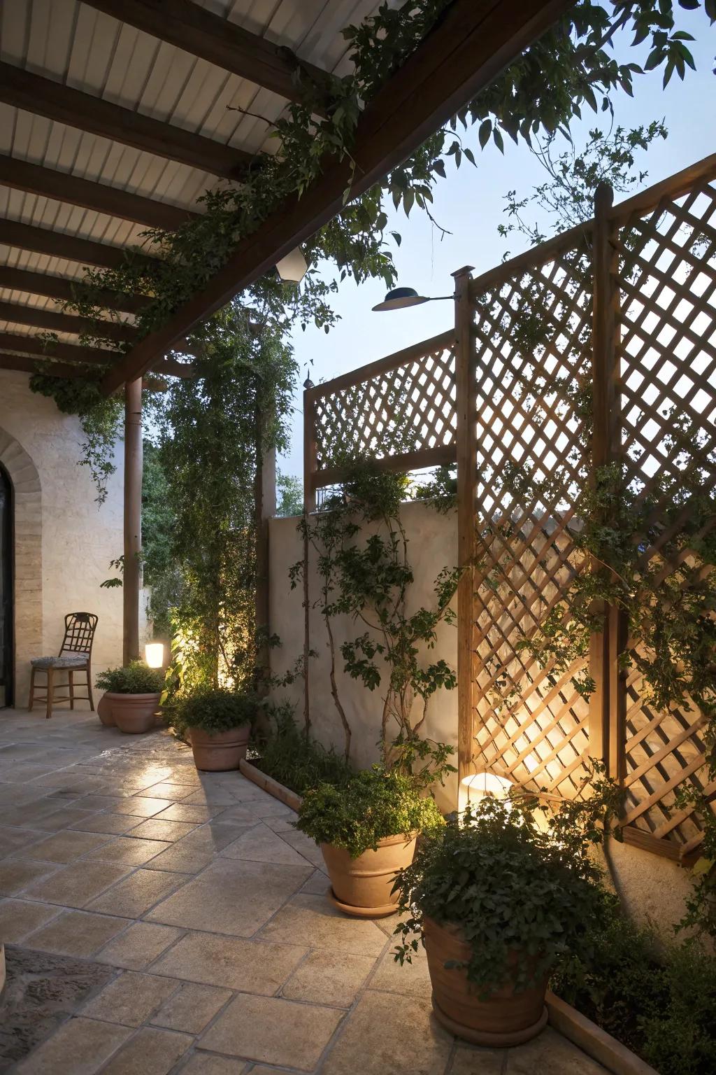 Filigree screens infuse a touch of refinement while ensuring intimate privacy.