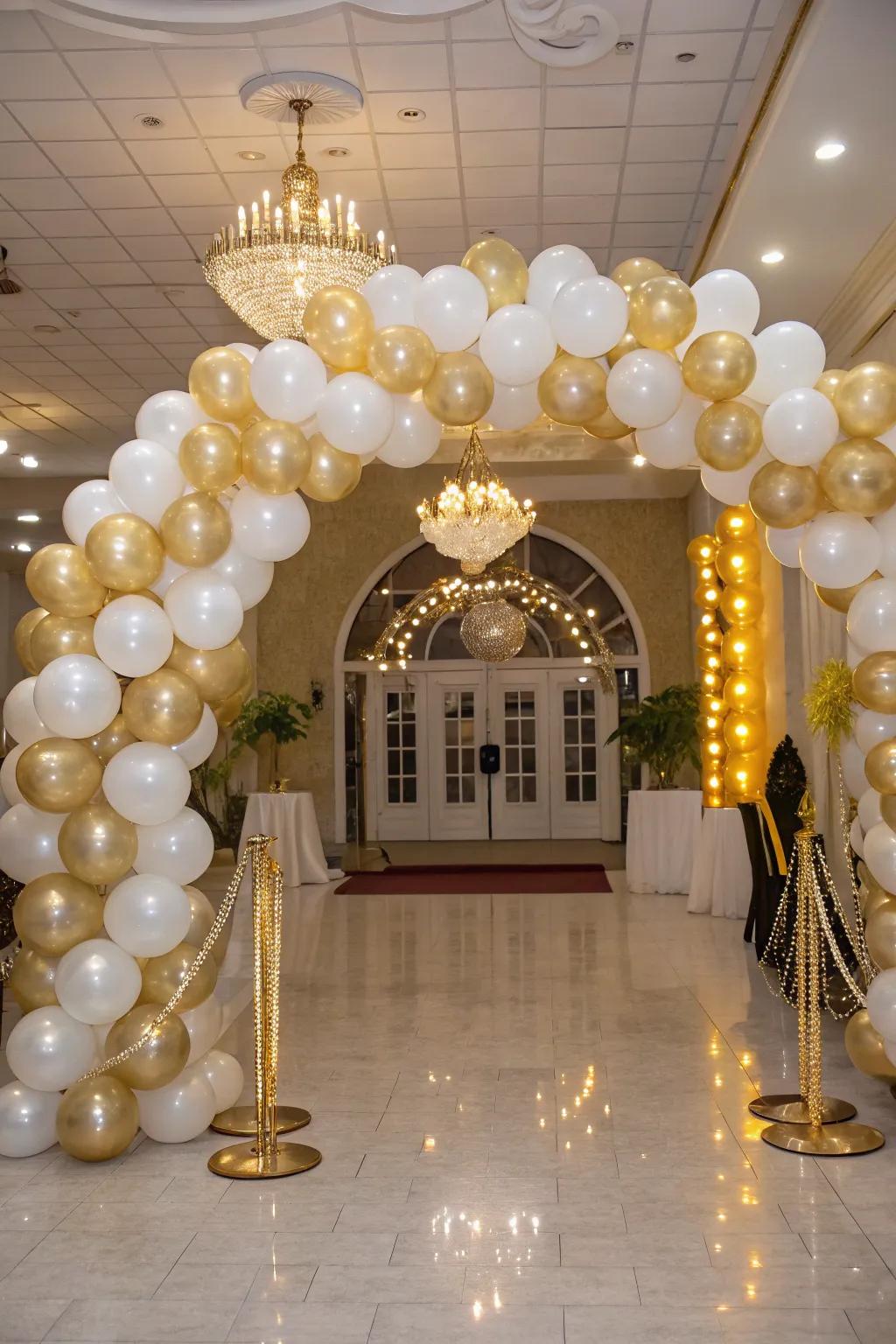 With refined balloon arrangements, elevate your prom decorations.