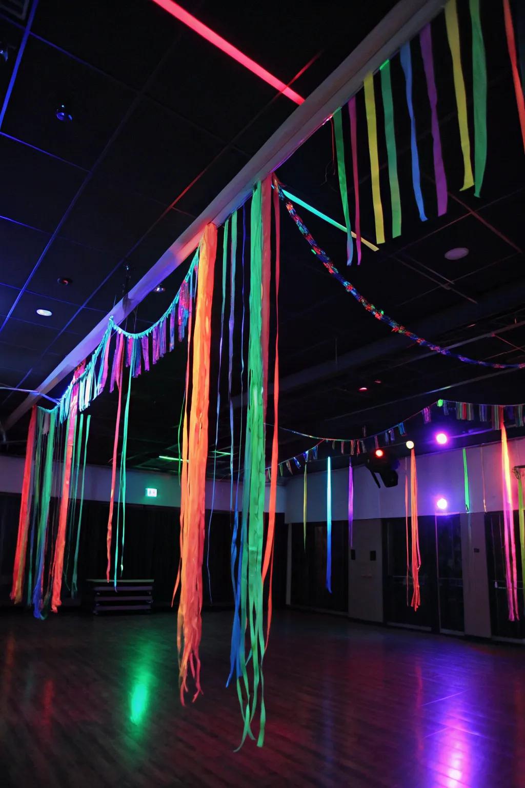 Turn your ceiling into a shining exhibition using radiant decorations.
