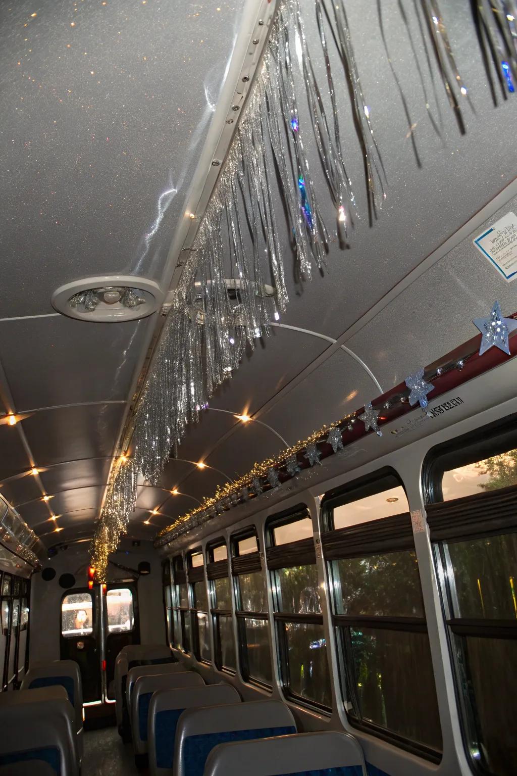 Ribbons and shimmer strands contribute a touch of glamour to the party mood.