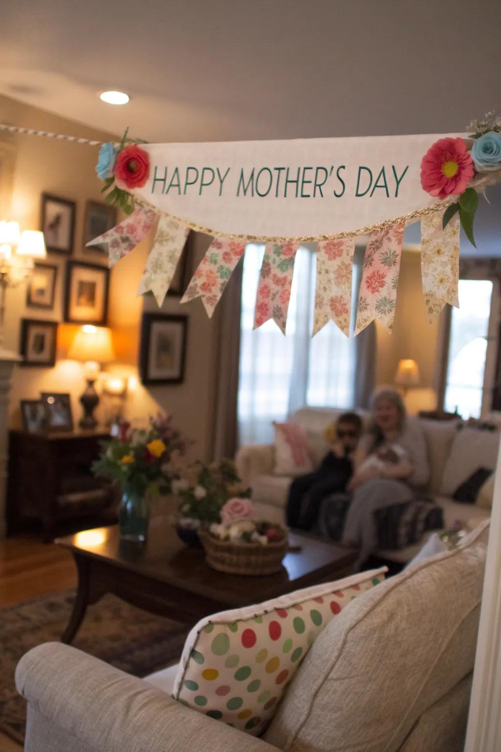 A bespoke pennant introduces a heartfelt nuance to the decorative scheme.