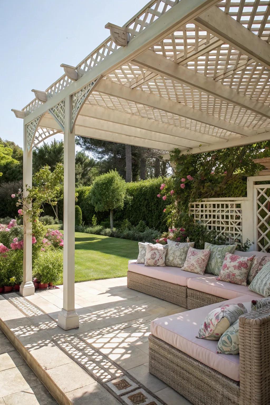 A weave-roofed shelter provides elegant shade and a snug outdoor chamber atmosphere.