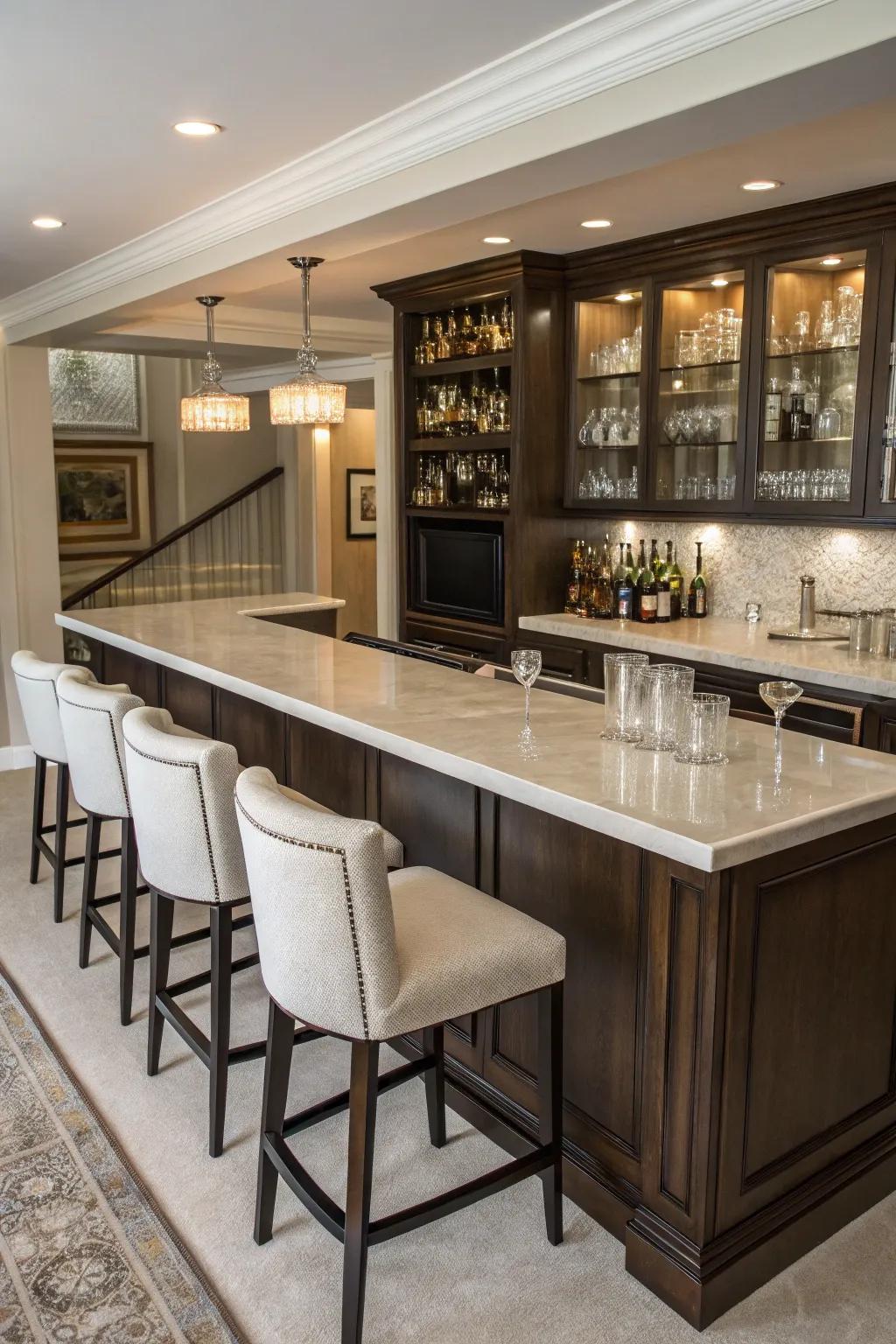This stylish worktop combines elegance and utility.