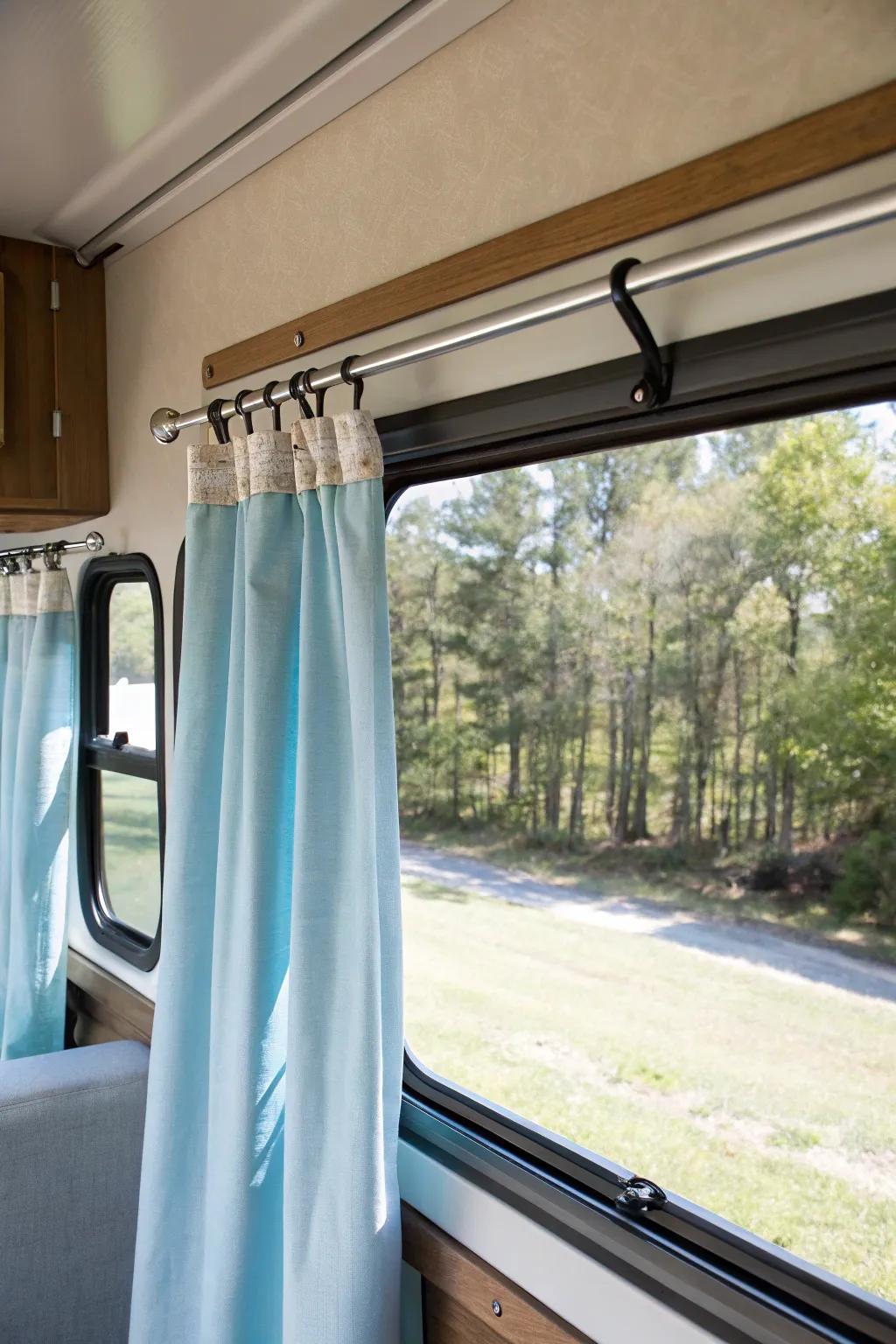 Simple and effective: adhesive hook covering supports in an RV.