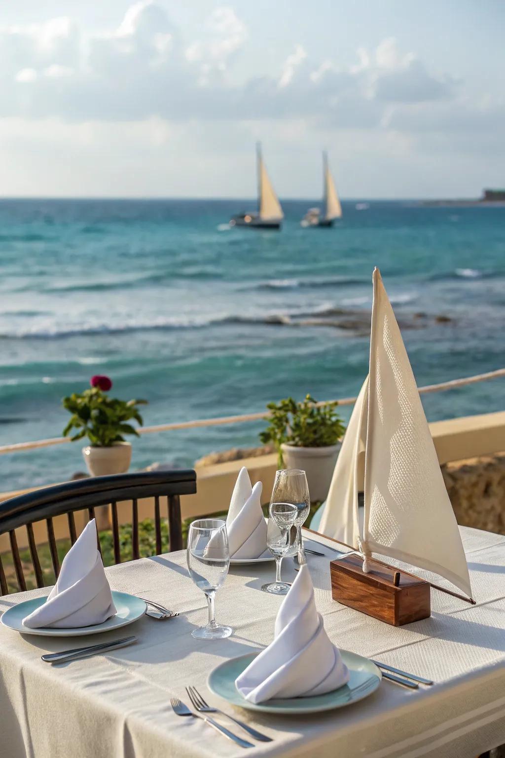 Vessel folds add an ocean touch to your setting.