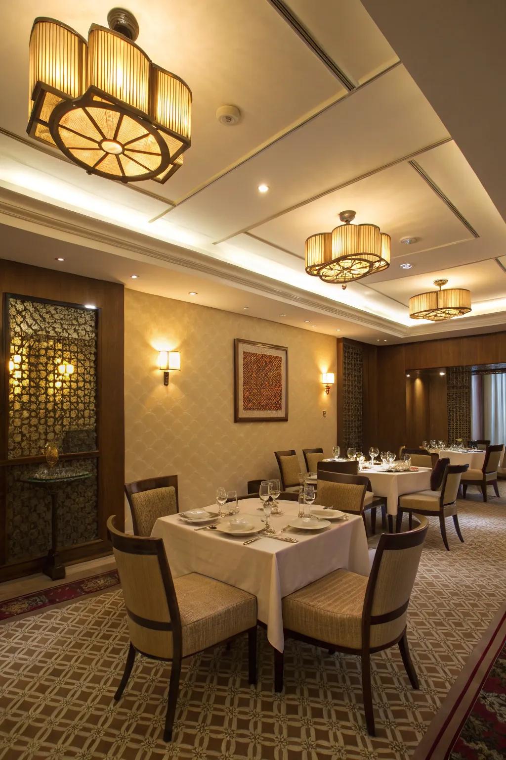Layered illumination grants flexibility and atmosphere.