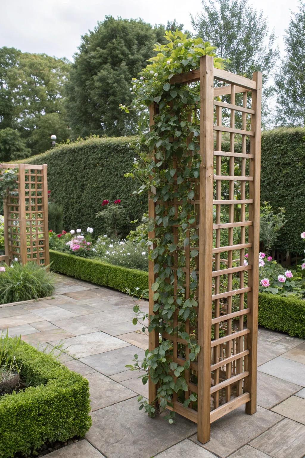 Opt for adaptability via a self-supporting screen section.