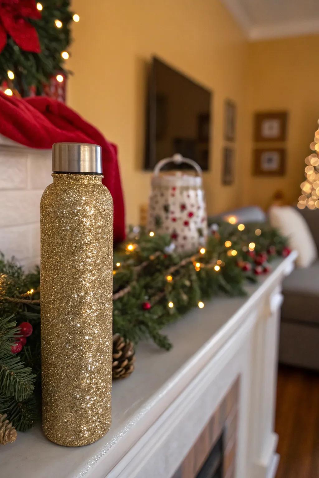 A shimmering drinking bottle blanketed in golden glitter.
