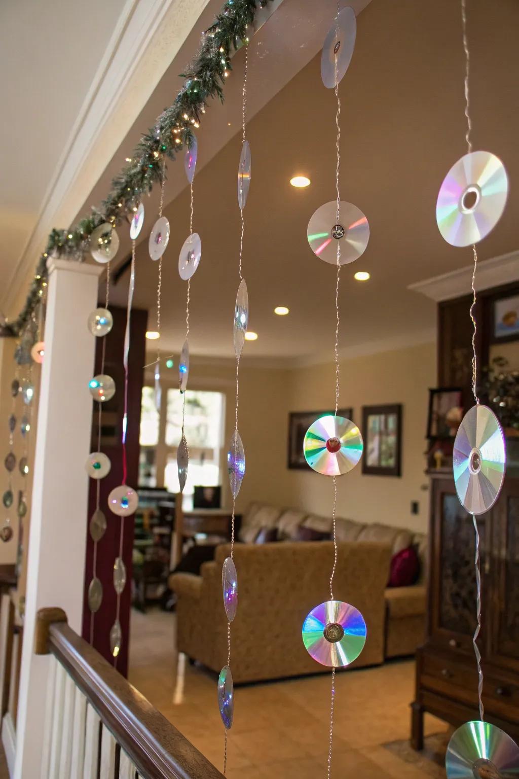 A CD garland introduces a sparkling accent to any 90s event.