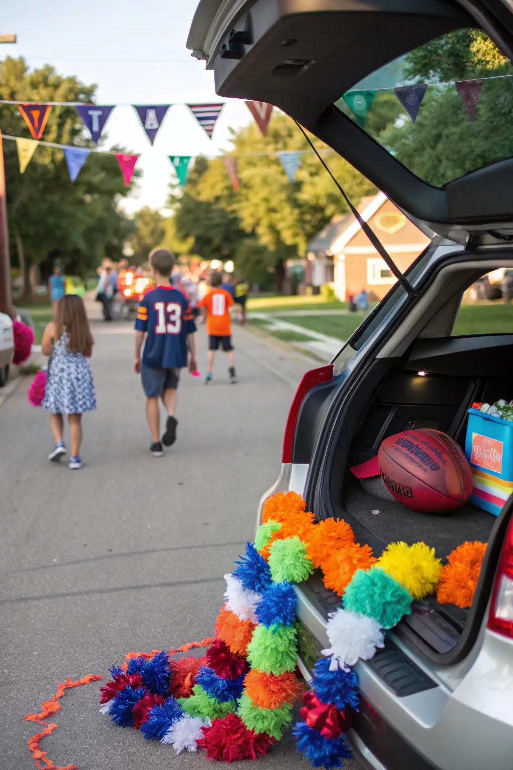 Your football-themed trunk will be energized and vibrant by pompoms.