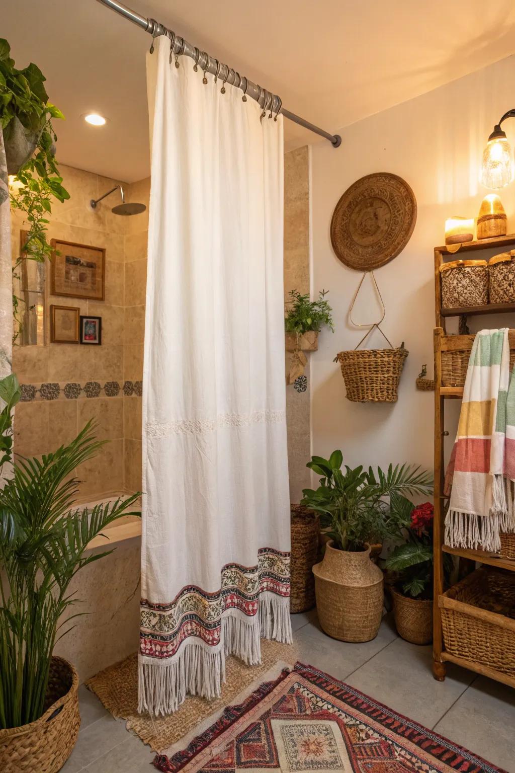 Fringes and tassels introduce a playful bohemian touch to your bathroom.