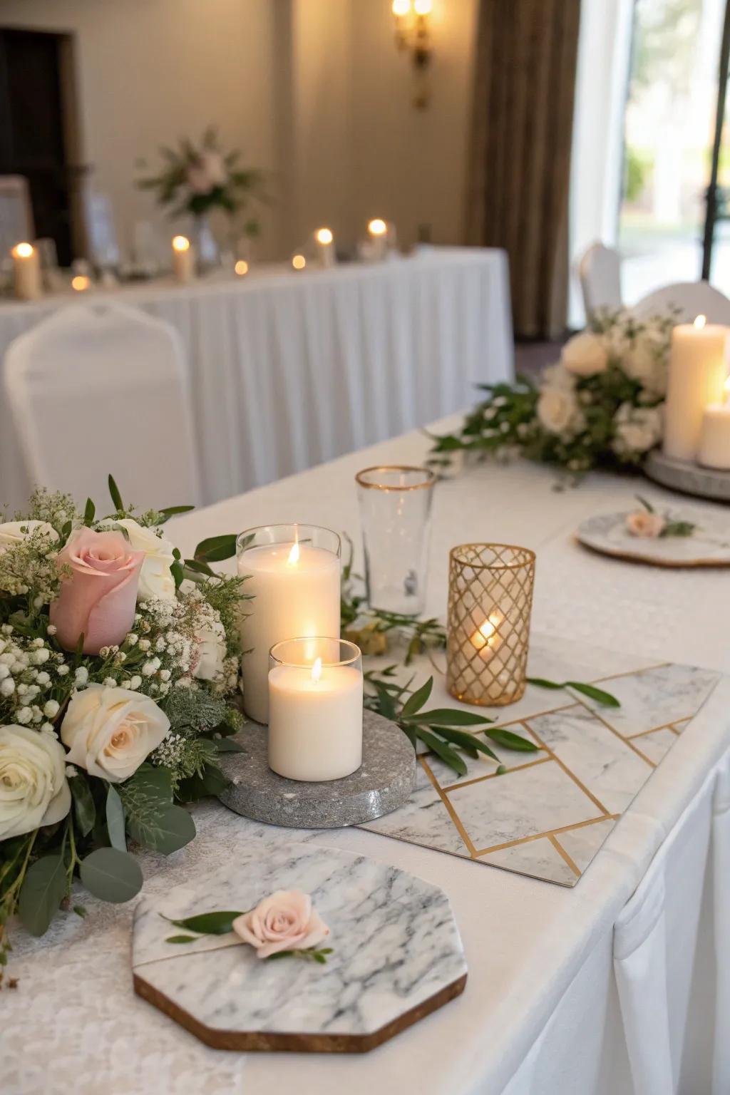 Organic stone elements contributing refinement to the head table.
