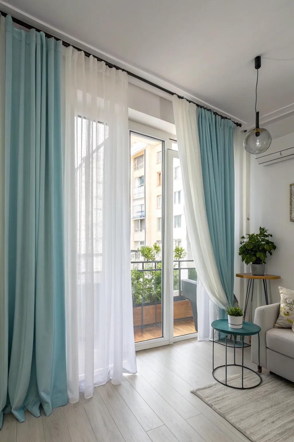 This double rod setup in an elegant apartment showcases both flexibility and style.