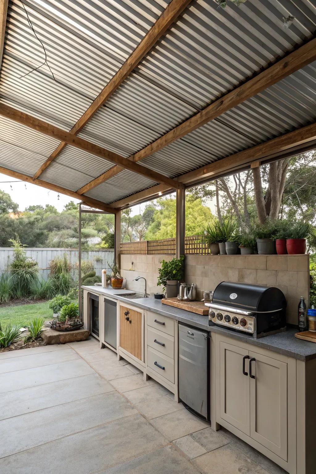 A cleverly roofed kitchen area that maintains a light, airy feel.