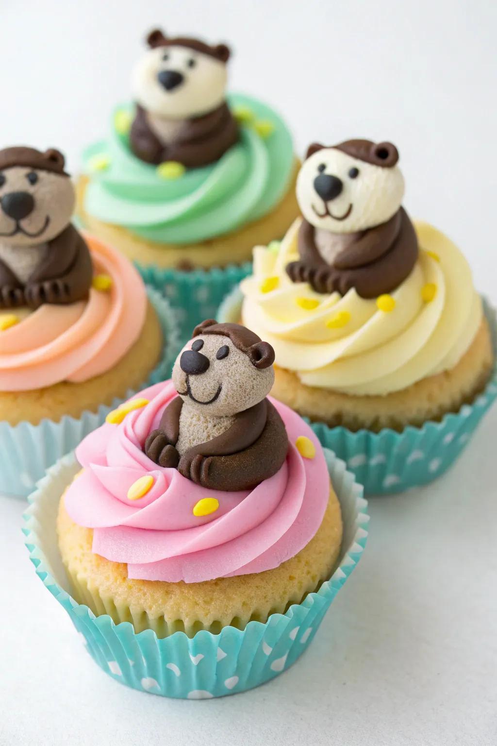 Amuse guests with lovable otter-themed small cakes.