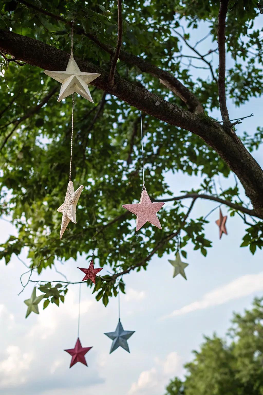 Brighten your garden with gleaming hanging figures.
