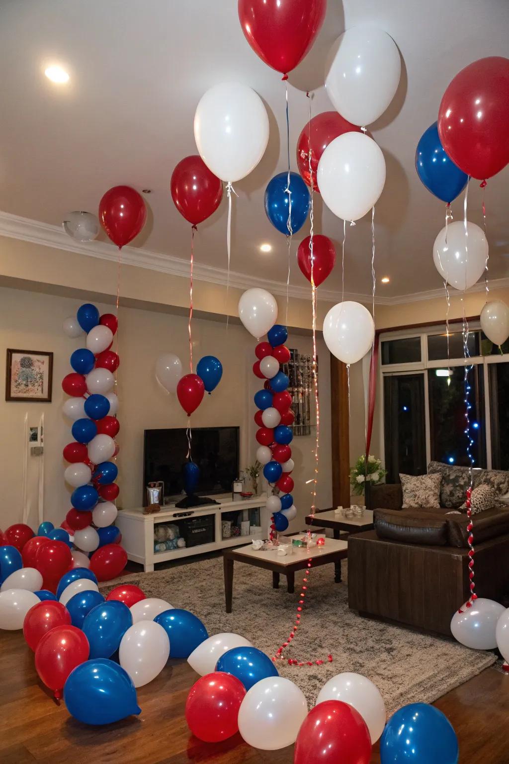 Air spheres in nationalistic hues deliver celebratory delight to any space.