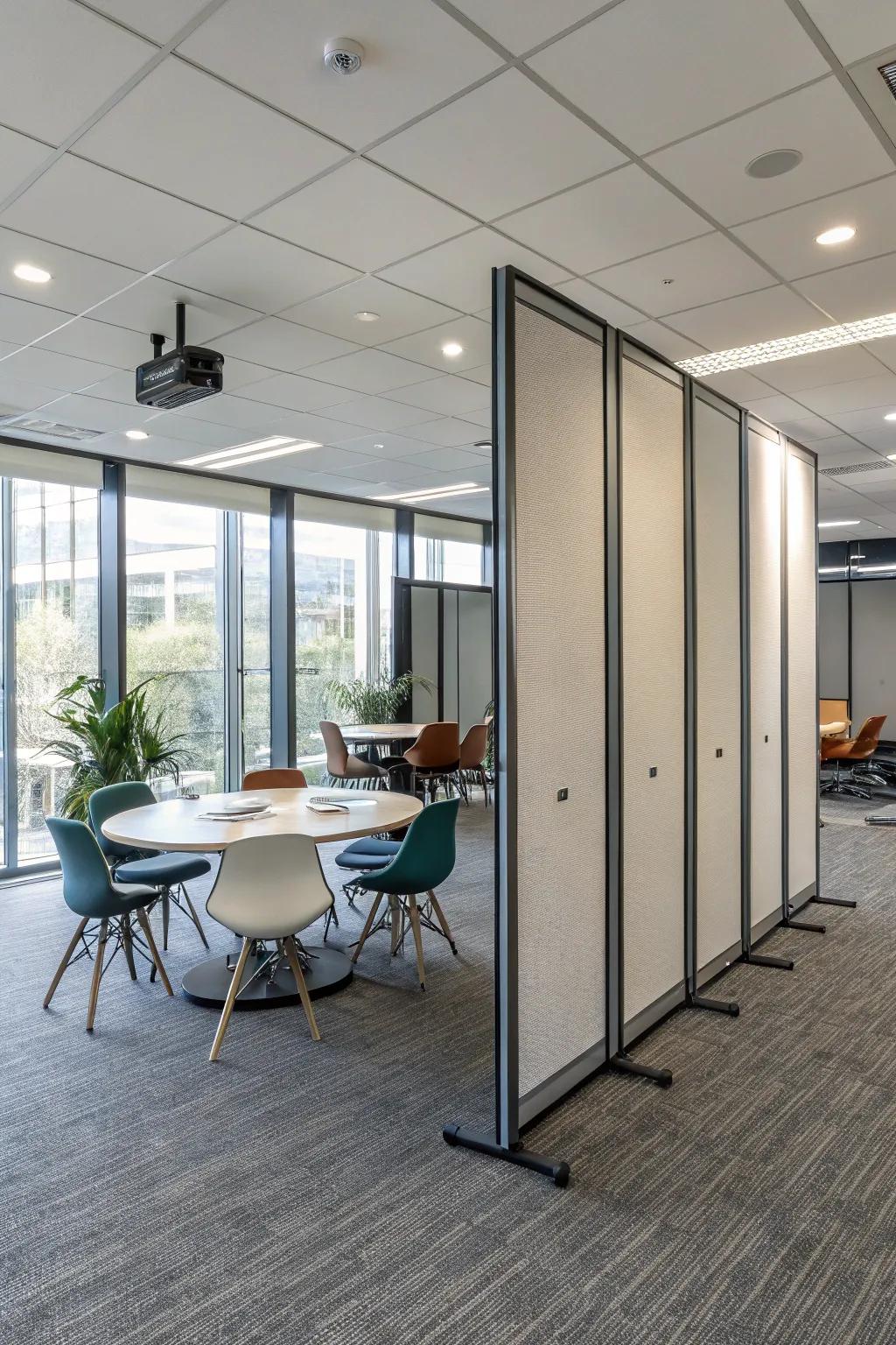 Adaptable dividers provide versatility and privacy as required.
