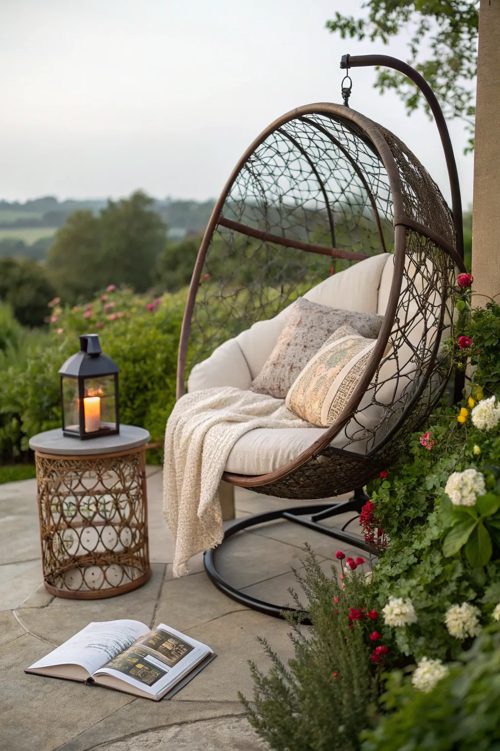 Chic Patio Egg Seating Ideas for Relaxing Outdoors